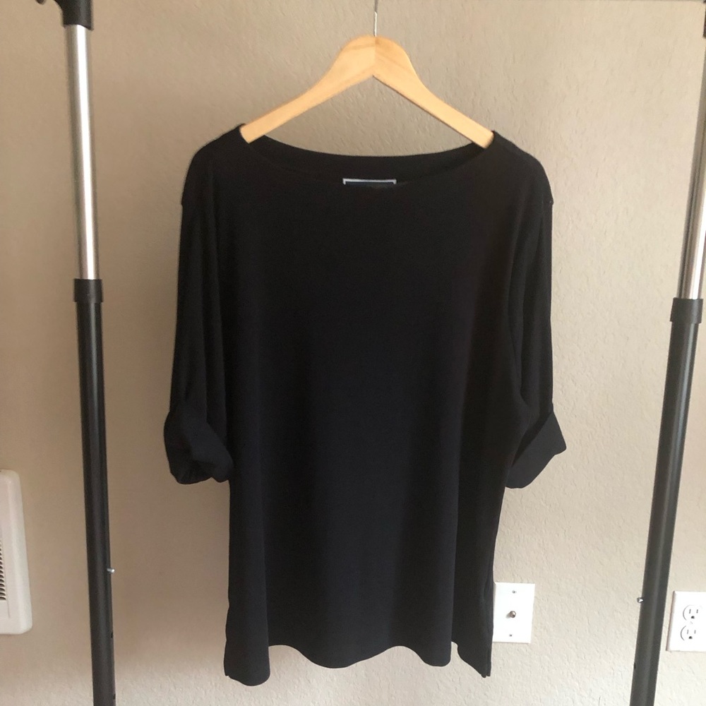 Karen Scott Women’s 2X Black Top